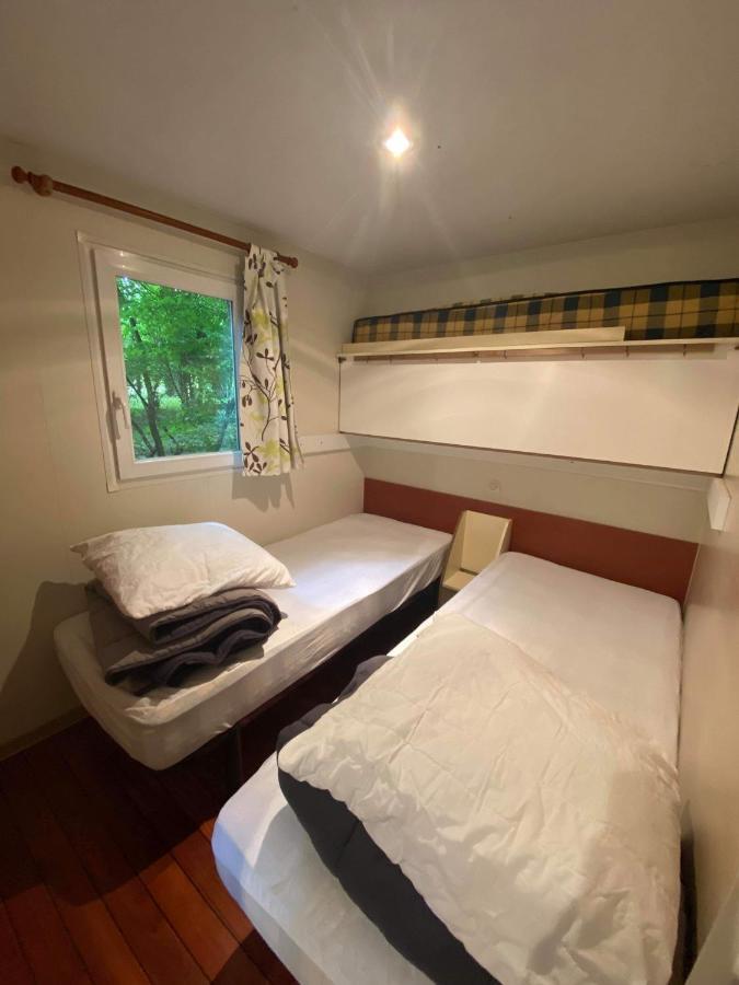 Camping de Baignes Hotel Buitenkant foto
